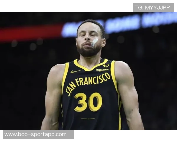 为库里全力以赴年轻球员潜力不足应果断交易